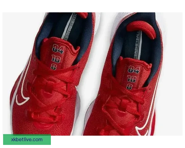 阿森纳二六二七赛季客场球衣亮相学院海军蓝红黄点缀风格